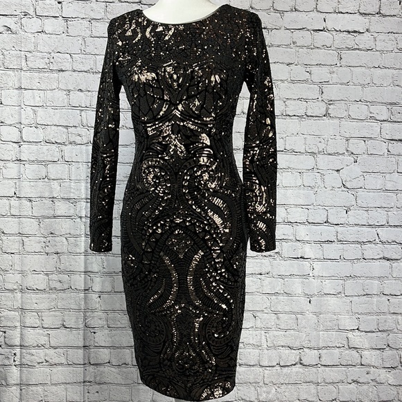 Stunning Betsy & Adam Sequin Dress 4 - Picture 7 of 16